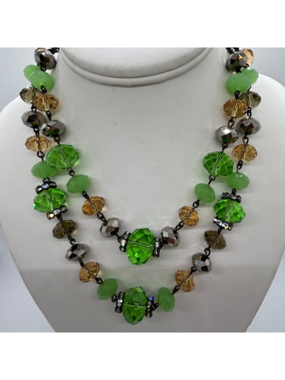 Vintage Crown Trifari Green Glass Bead Multi-Strand Necklace With Rhinestone Acc - Picture 1 of 15